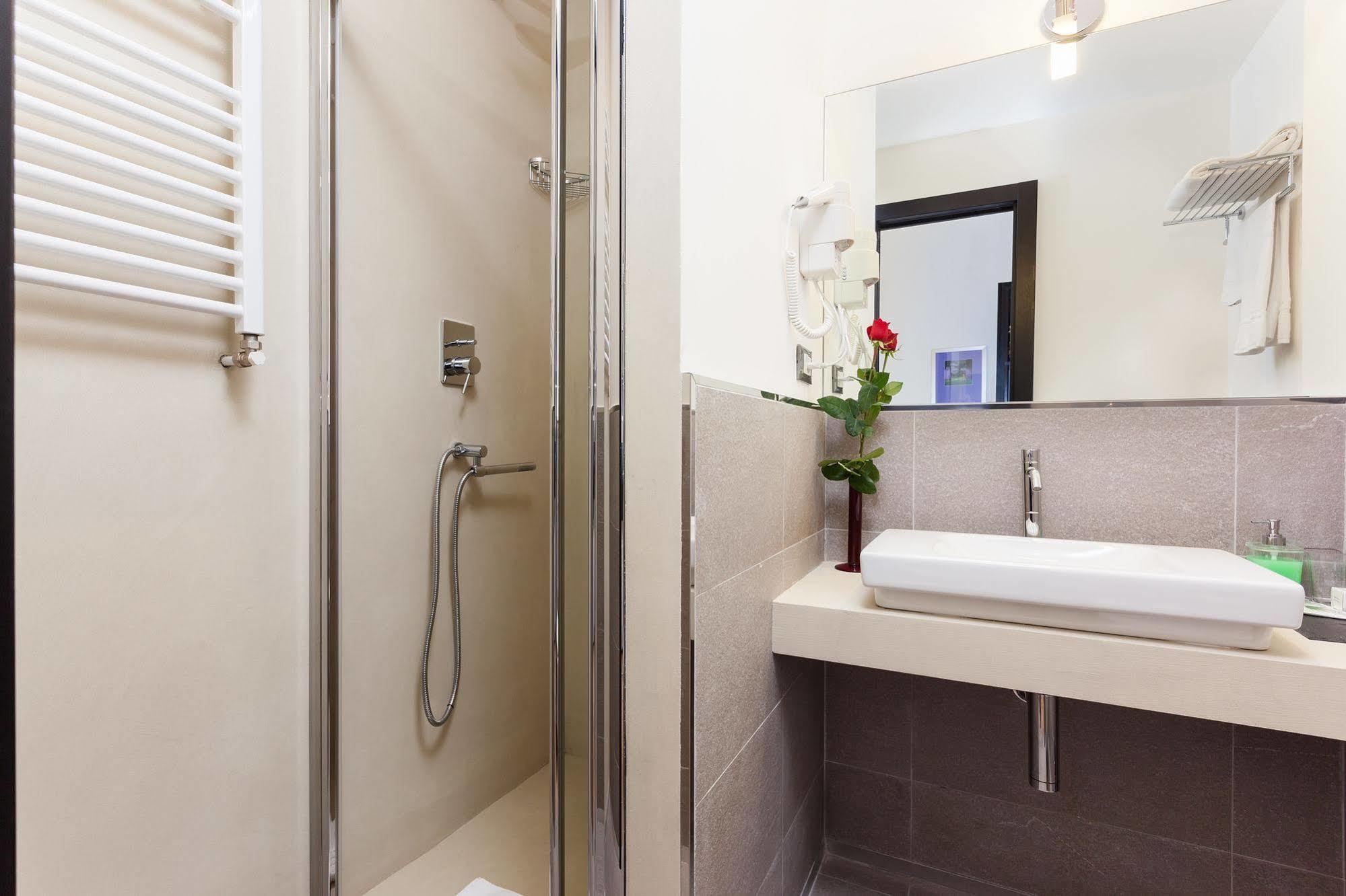 Domus Best Guest House Рим Экстерьер фото