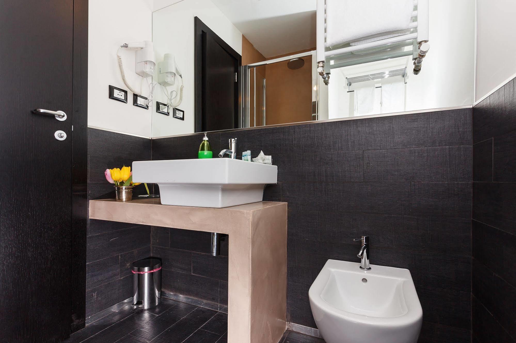Domus Best Guest House Рим Экстерьер фото